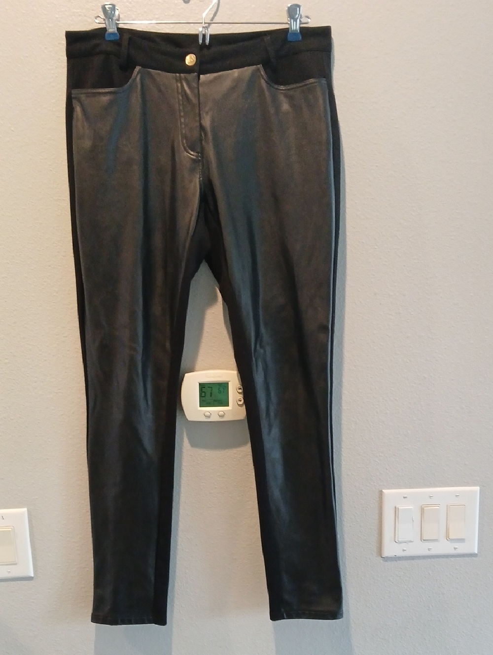 Michael Kors Black Faux Leather Skinny Pants Size 6